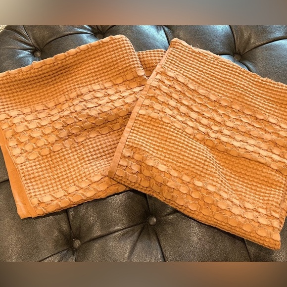 Pacific Home Fashion NWOT Set of 2 Large Throw Pillow Case Covers, Burnt Orange - Picture 1 of 10